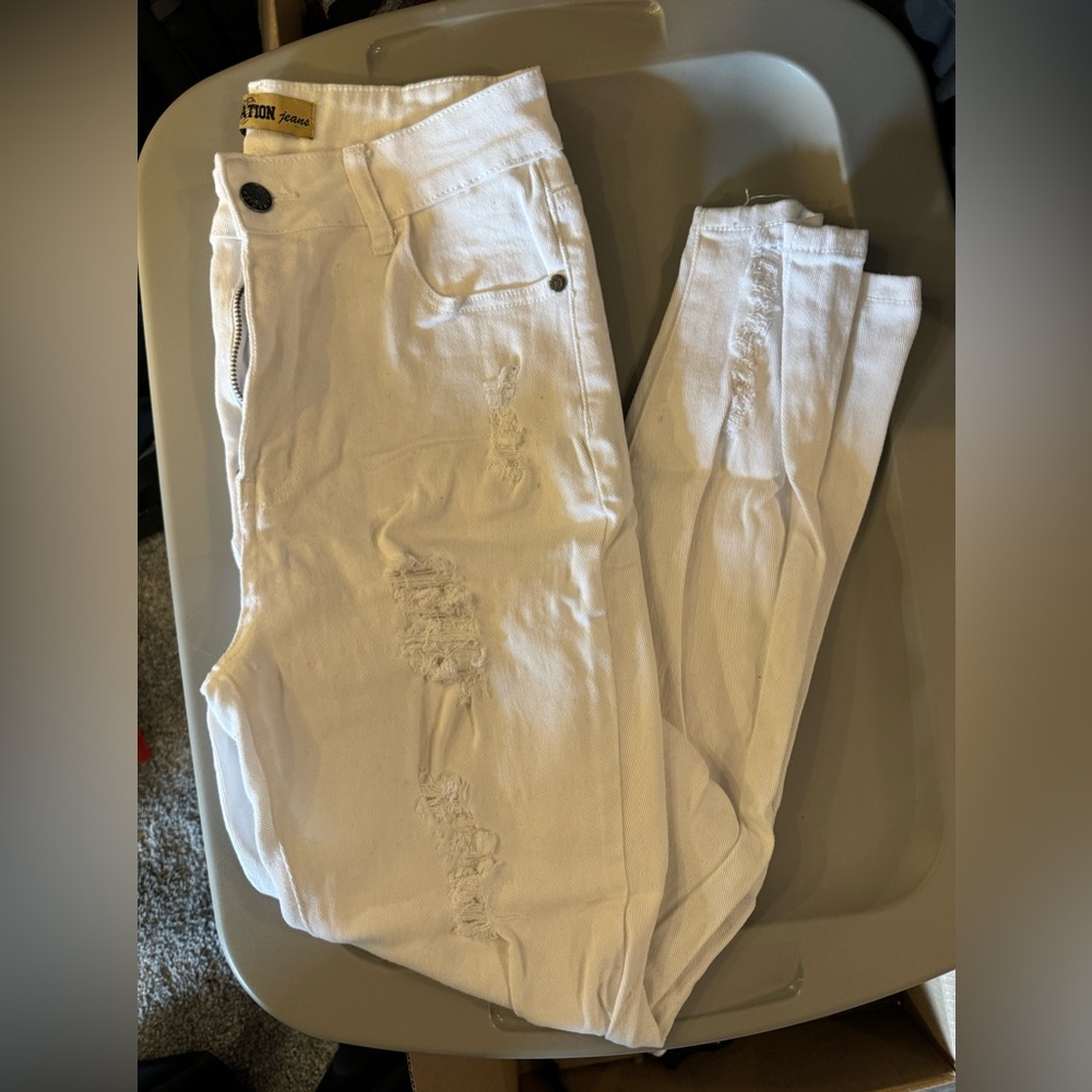 White ripped jeans Sz. 9/10